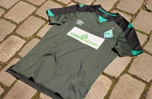 werder-bremen-21-22-third-kit-full-jersey-shot