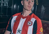 umbro-brentford-23-24-home-jersey-ben-mee