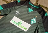 werder-bremen-21-22-third-kit-chest-shot-alternate