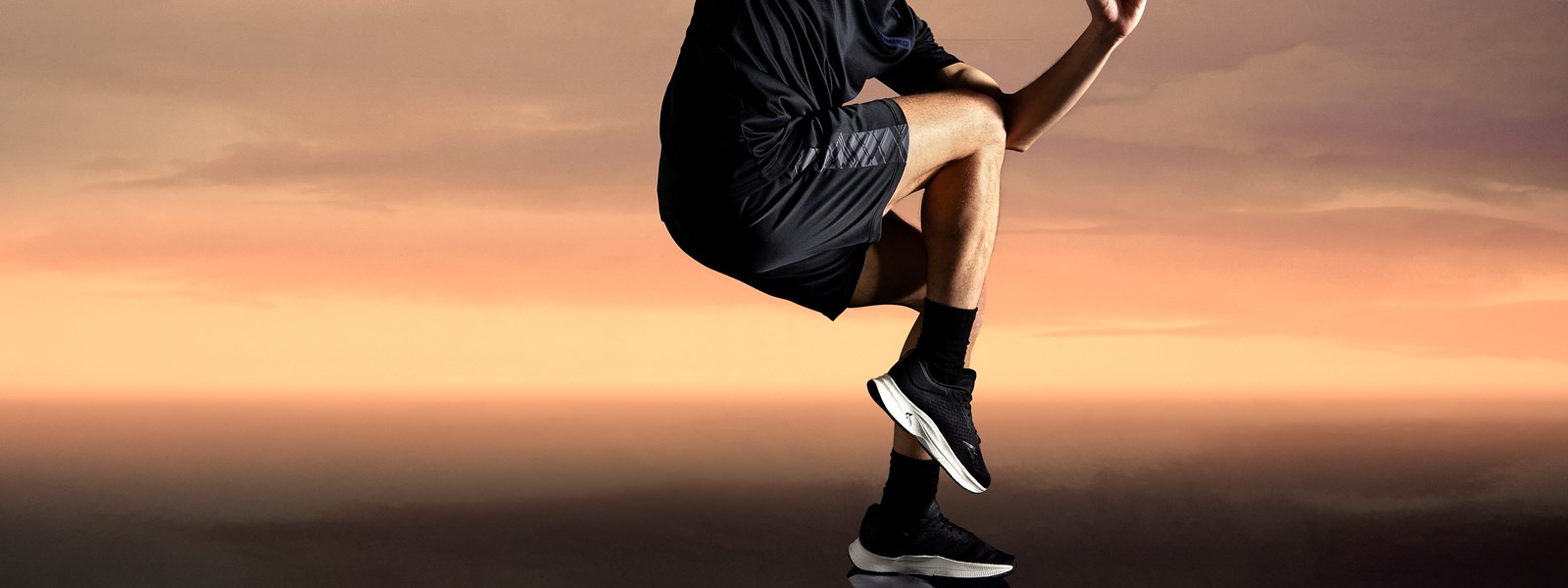 umbro-ss24-pro-training-model-wearing-active-collection