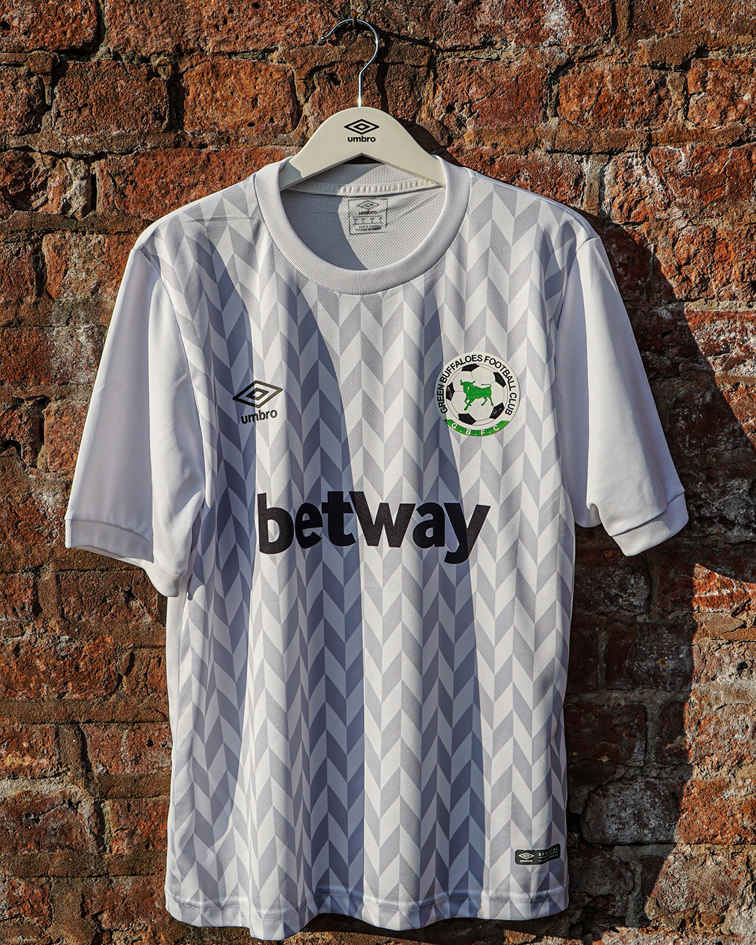 green-buffaloes-away-jersey