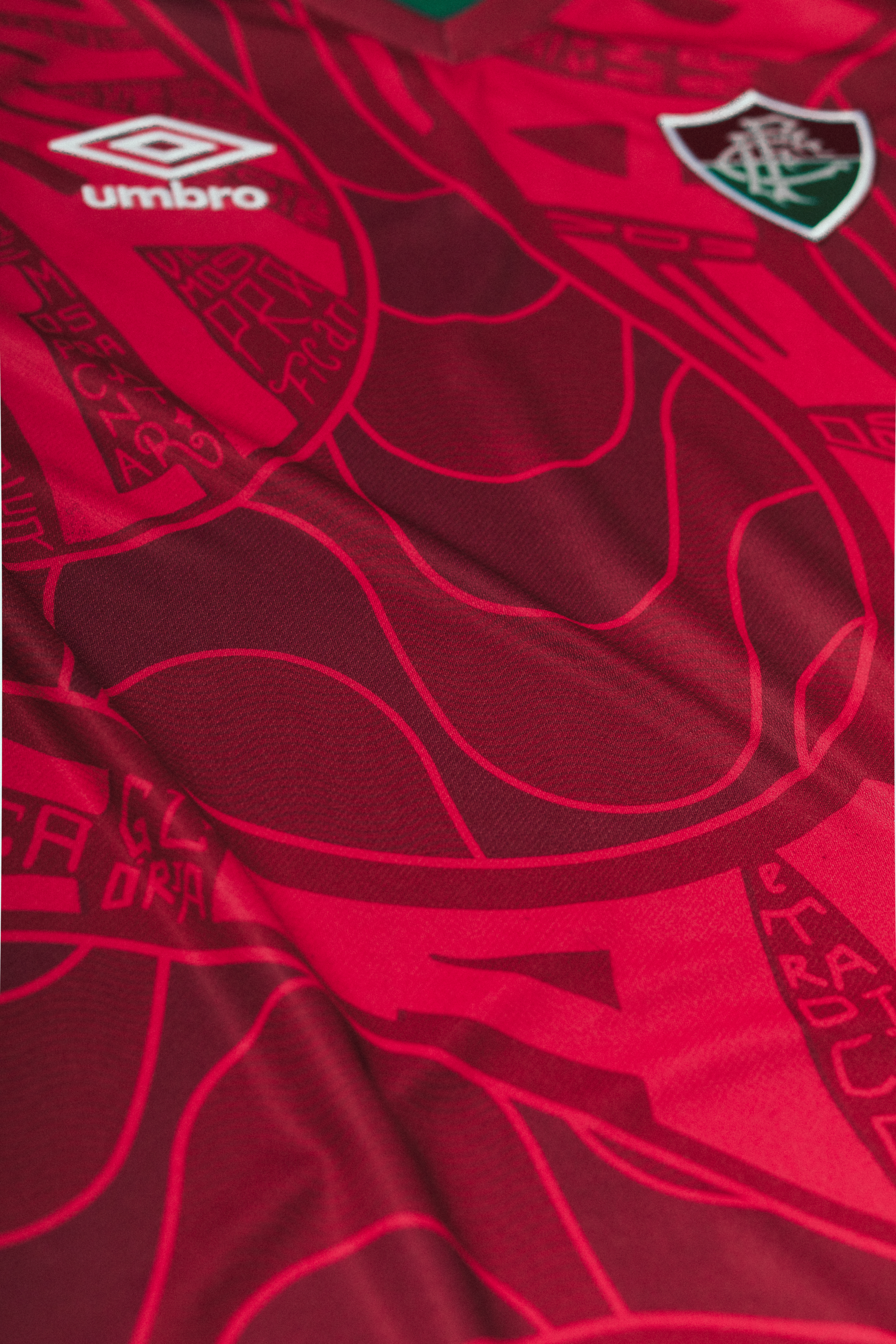 umbro-fluminense-every-team-has-one-jersey-art-details-1