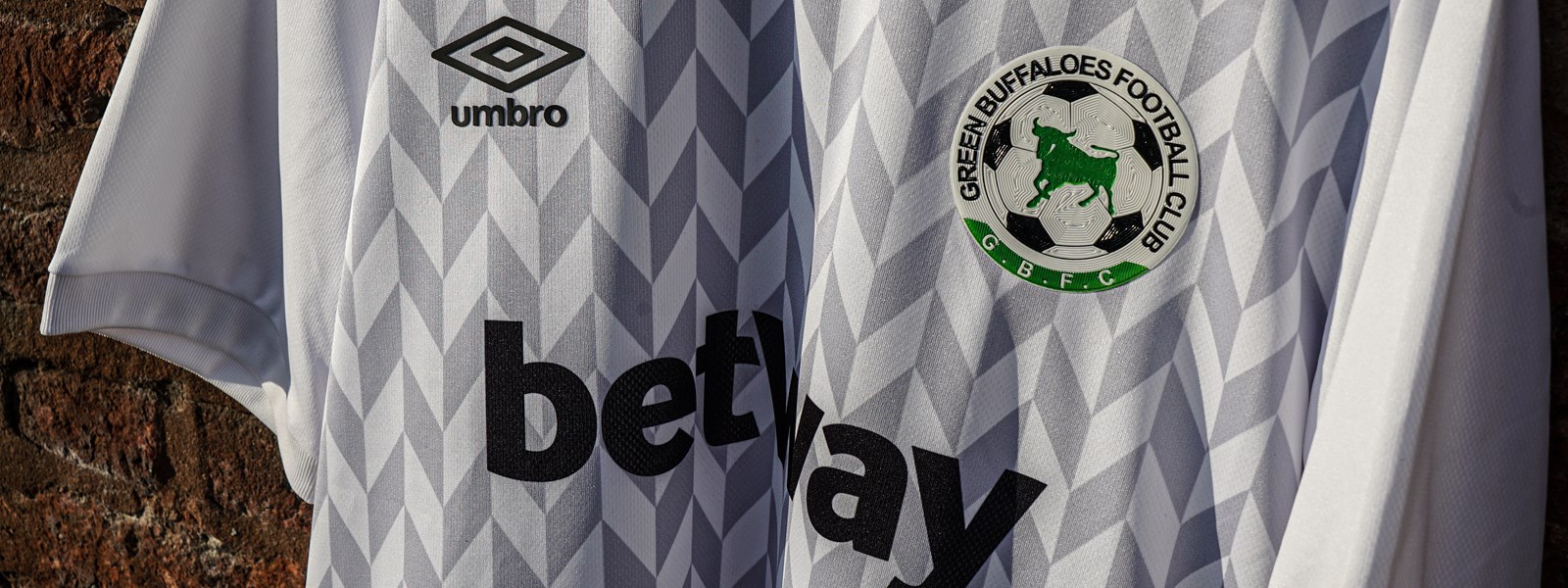 green-buffaloes-away-jersey-close-up