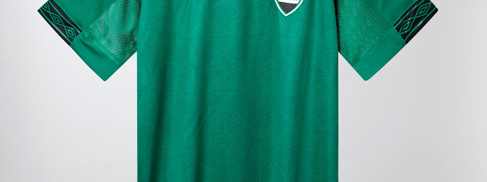 iraq-national-team-21-22-home-kit-full-jersey-shot
