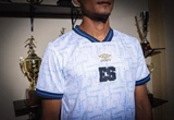 umbro-el-salvador-23-24-away-kit-chest-shot