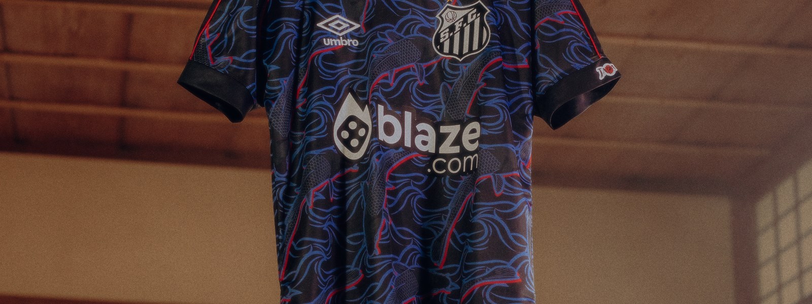Santos FC 23/24 - Third Kit - Hanging shot