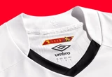 recife-21-22-away-kit-collar-shot