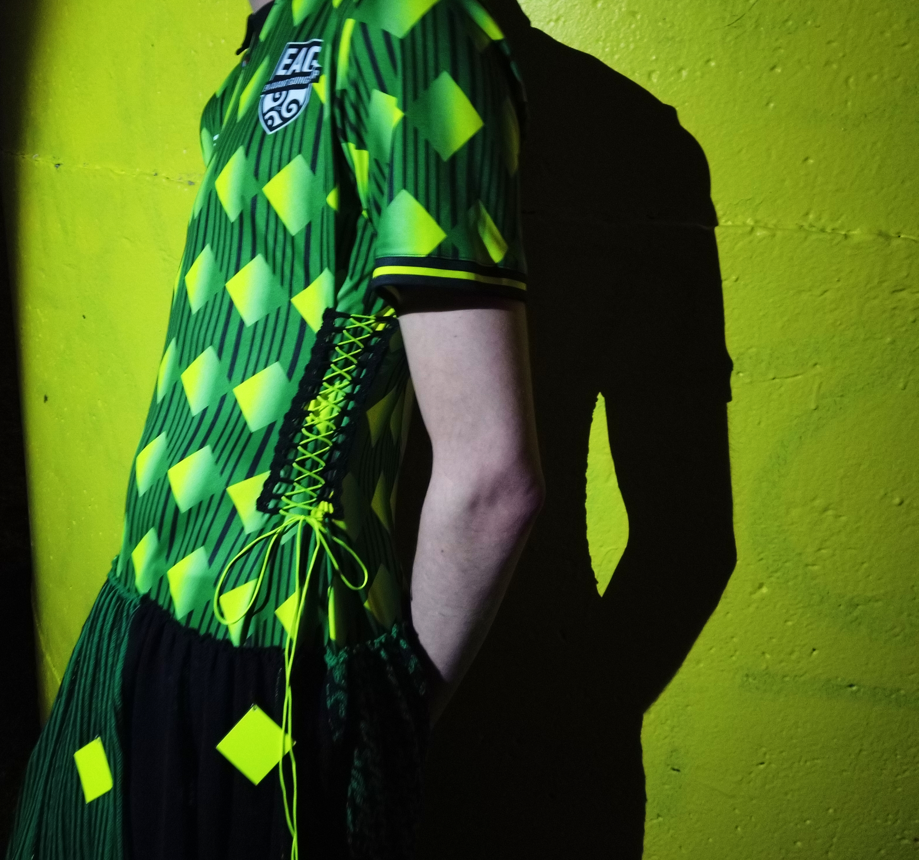 umbro-make-new-nouveau-nova-close-up-of-gown