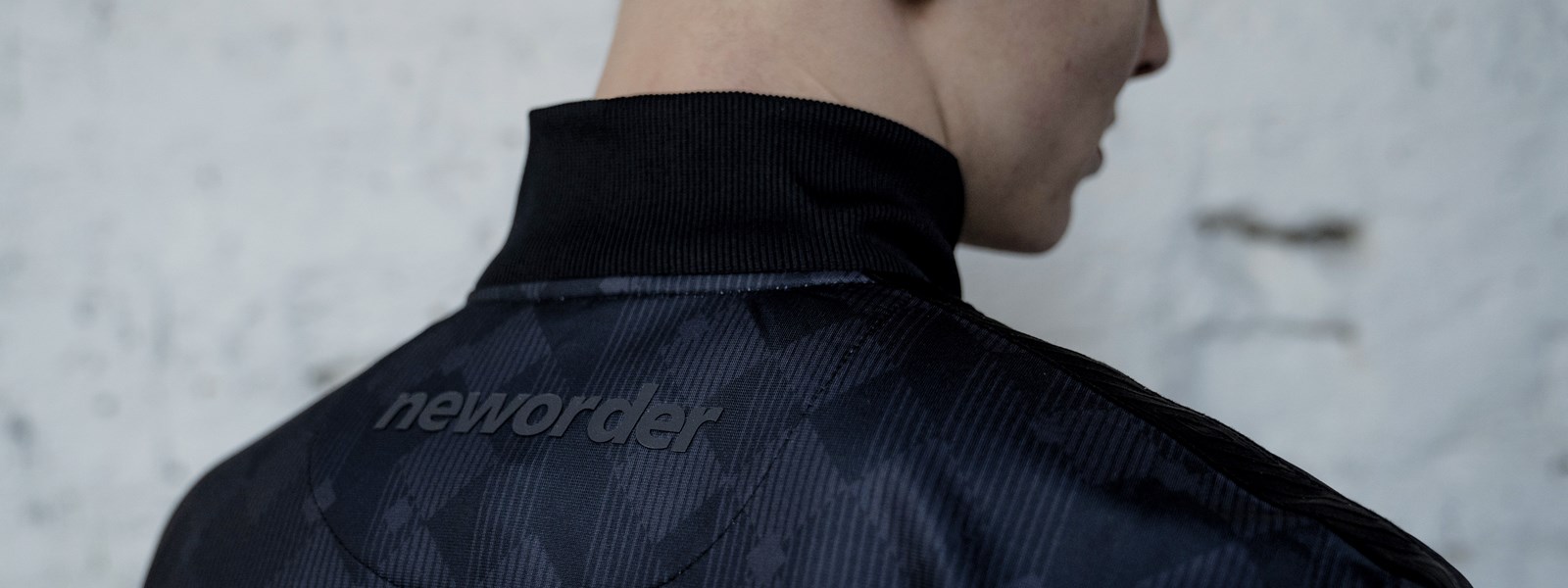 umbro-new-order-blackout-track-top-reverse