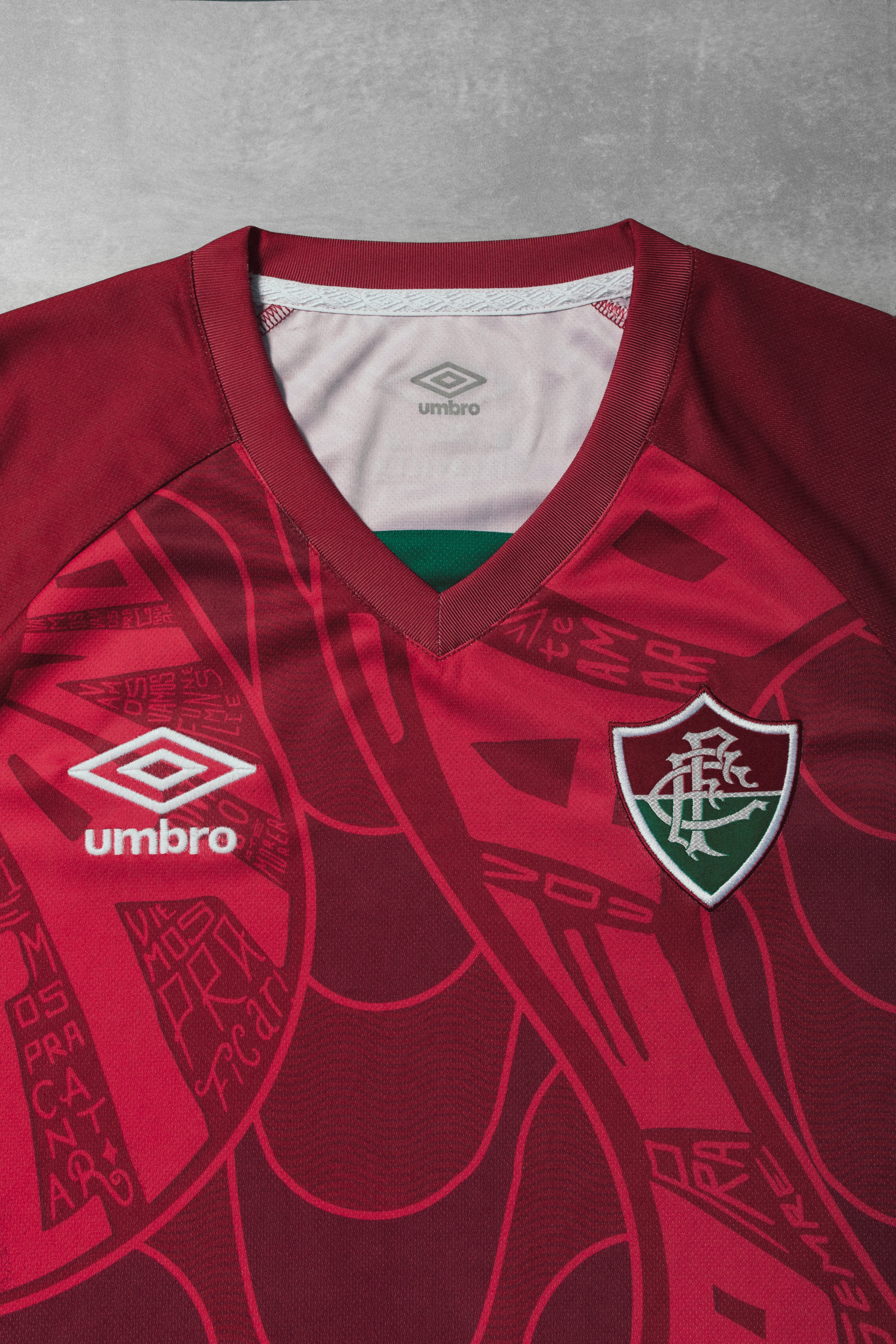 umbro-fluminense-every-team-has-one-jersey-chest-shot