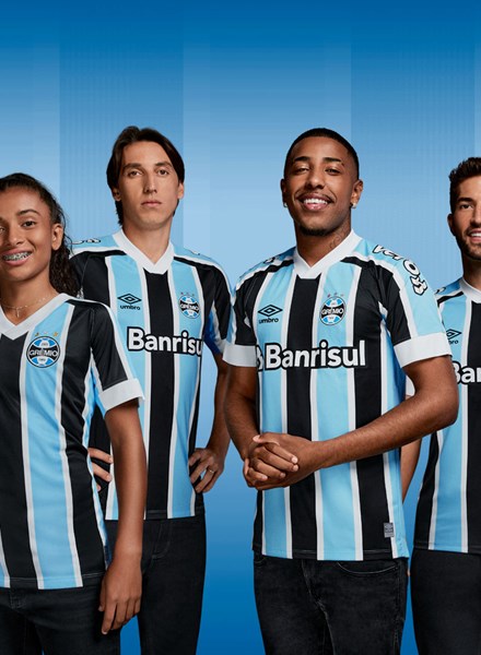 gremio-21-22-home-and-away-kit-hero-banner-1
