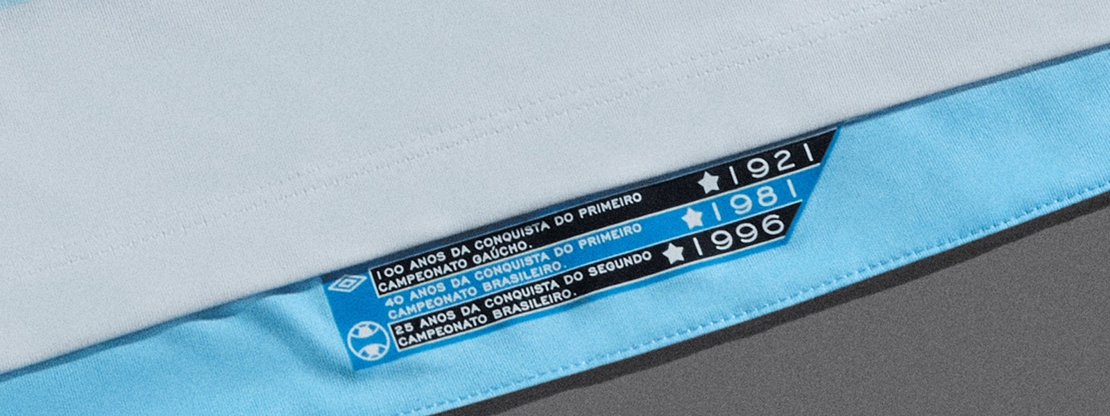 gremio-21-22-away-kit-detail-shot-4