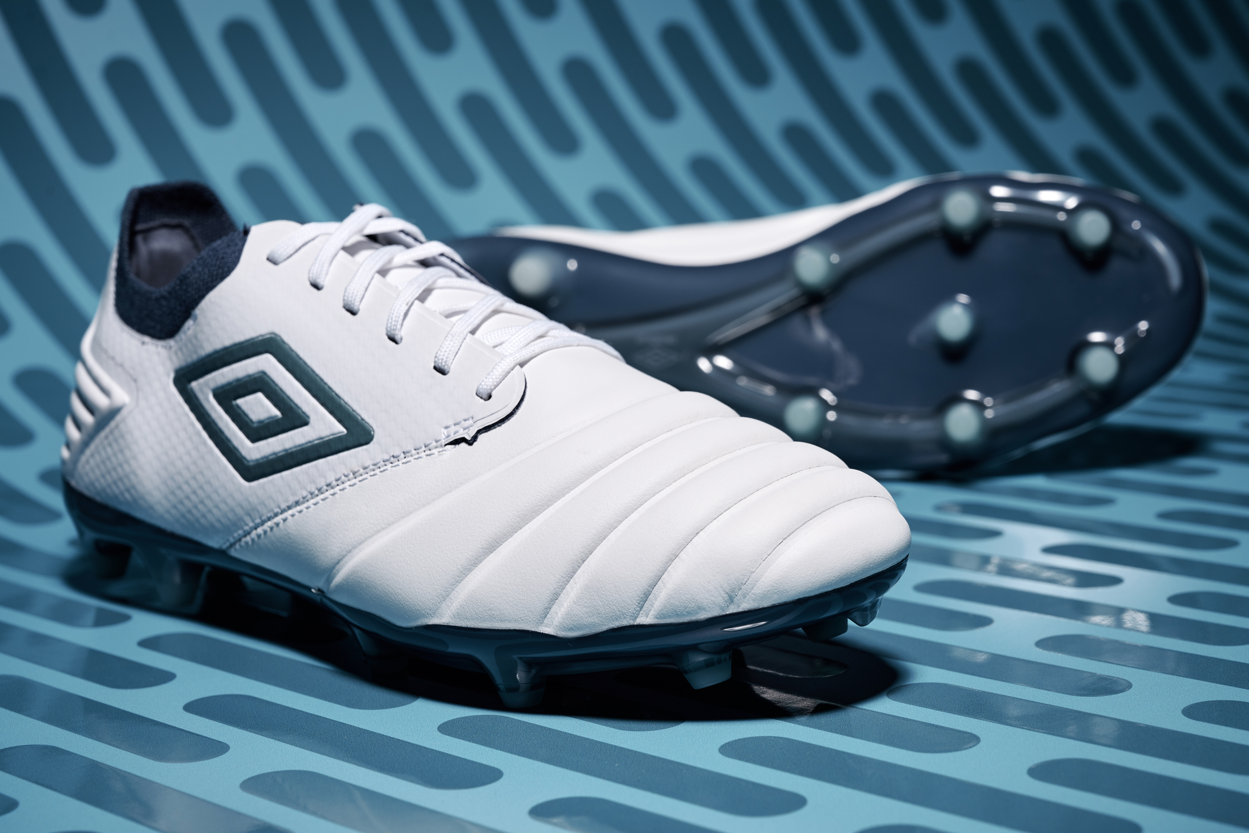 tocco-pro-white-saragosso-sea-upper-and-outsole-shot