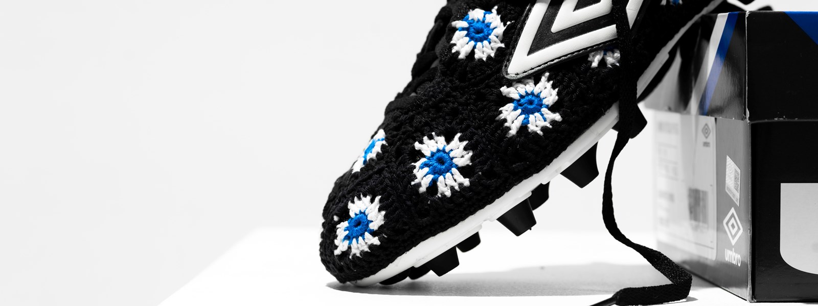 umbro-lc23-speciali-boot-crochet-knit-upper
