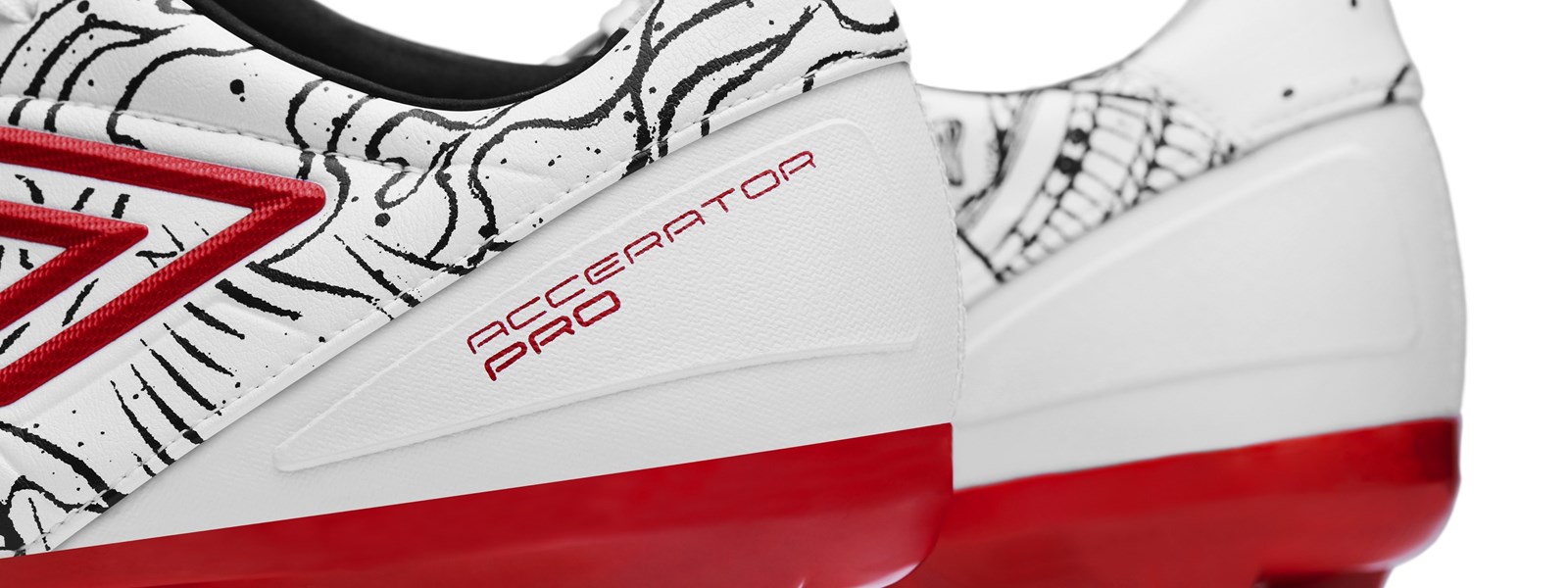 u-by-gaku-accerator-pro-heel-shot