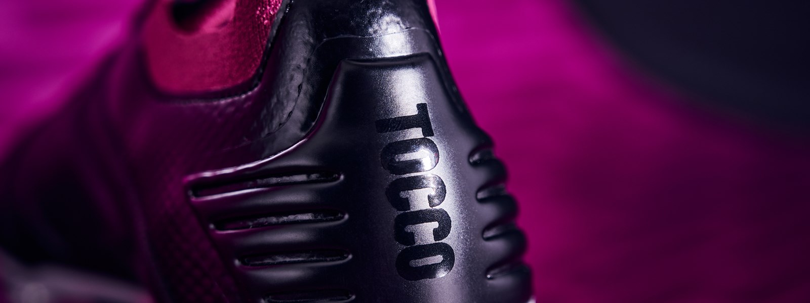 tocco-pro-raspberry-radiance-heel-shot
