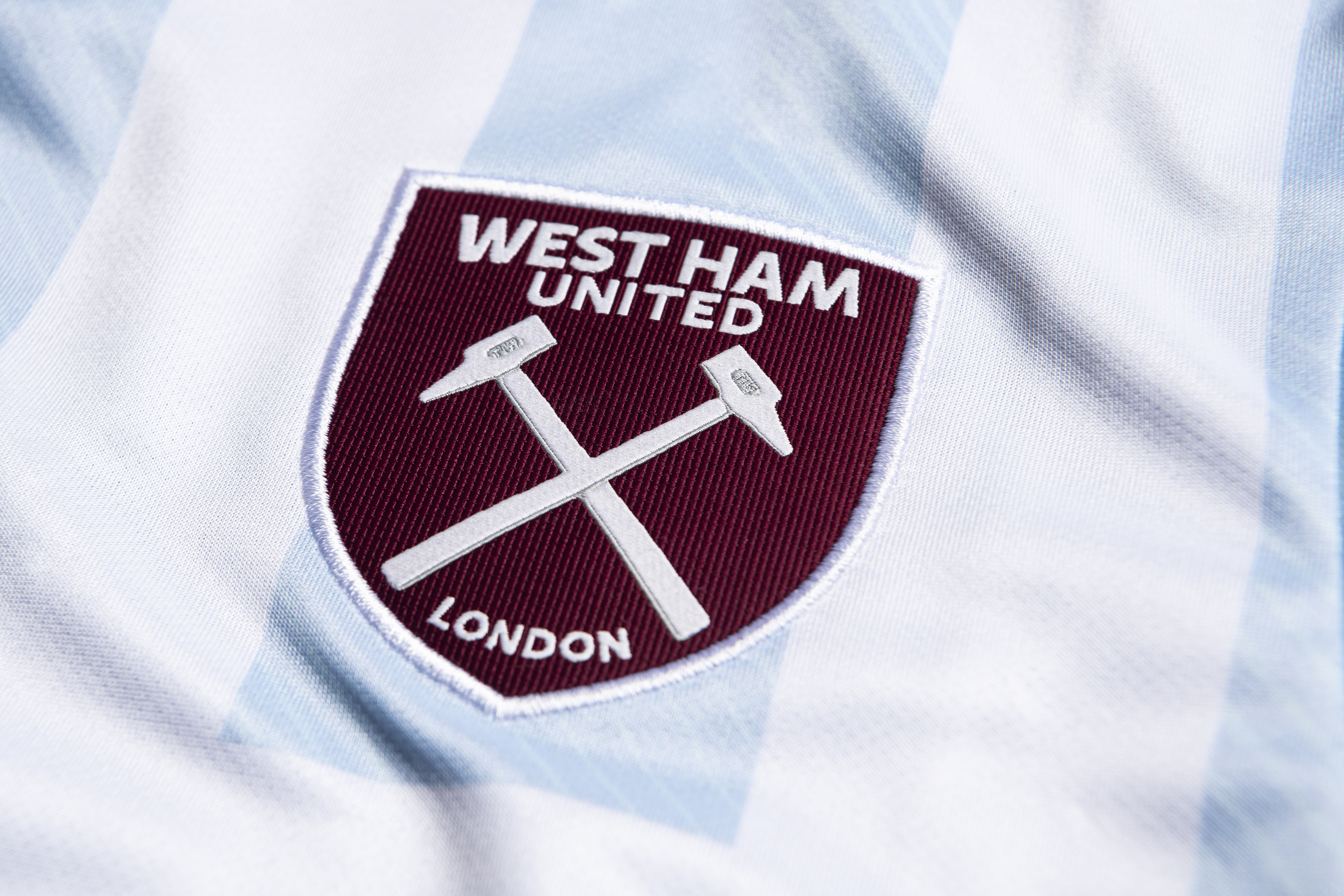 West Ham United FC Mochila con diseño degradado y logo