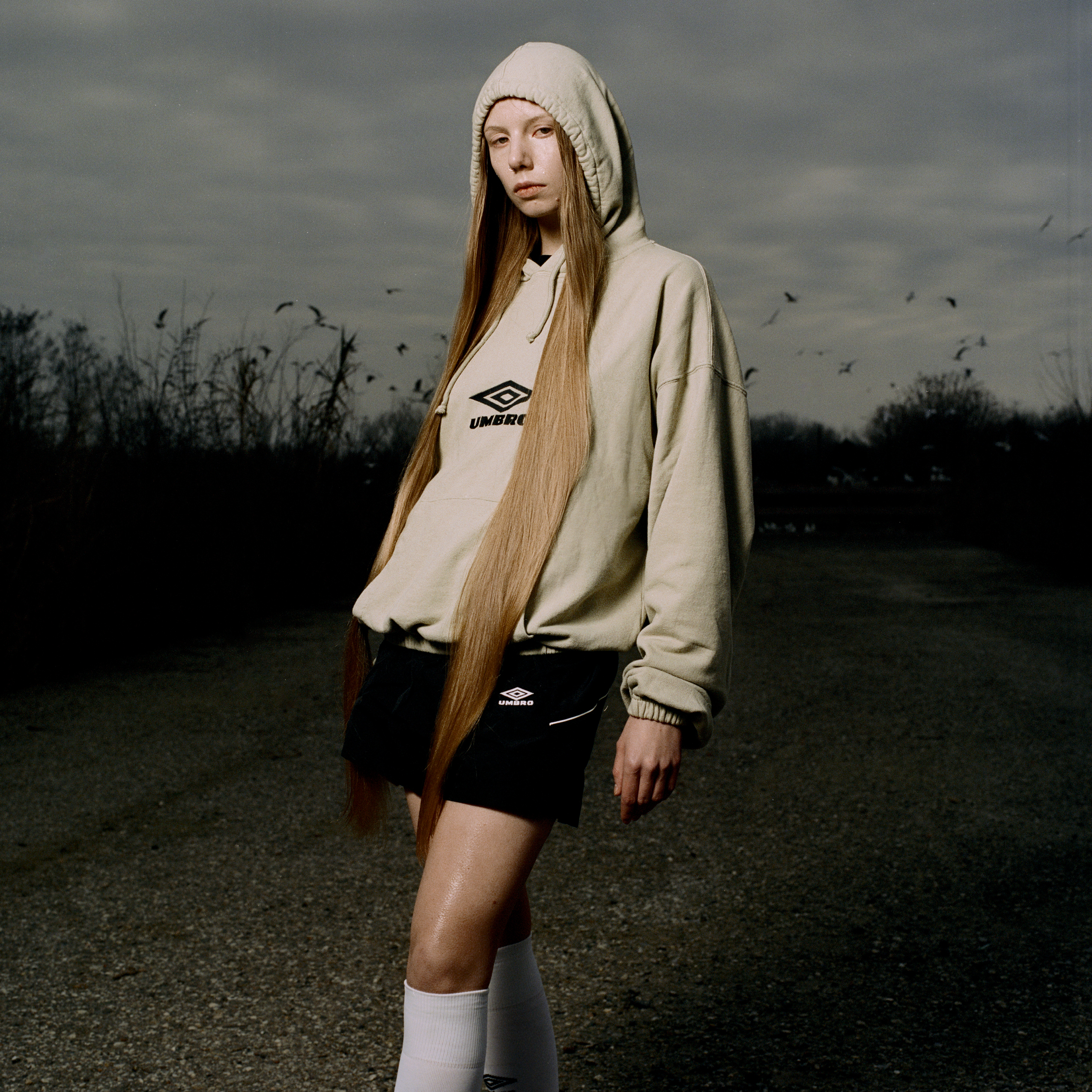 umbro-slam-jam-model-in-hoodie