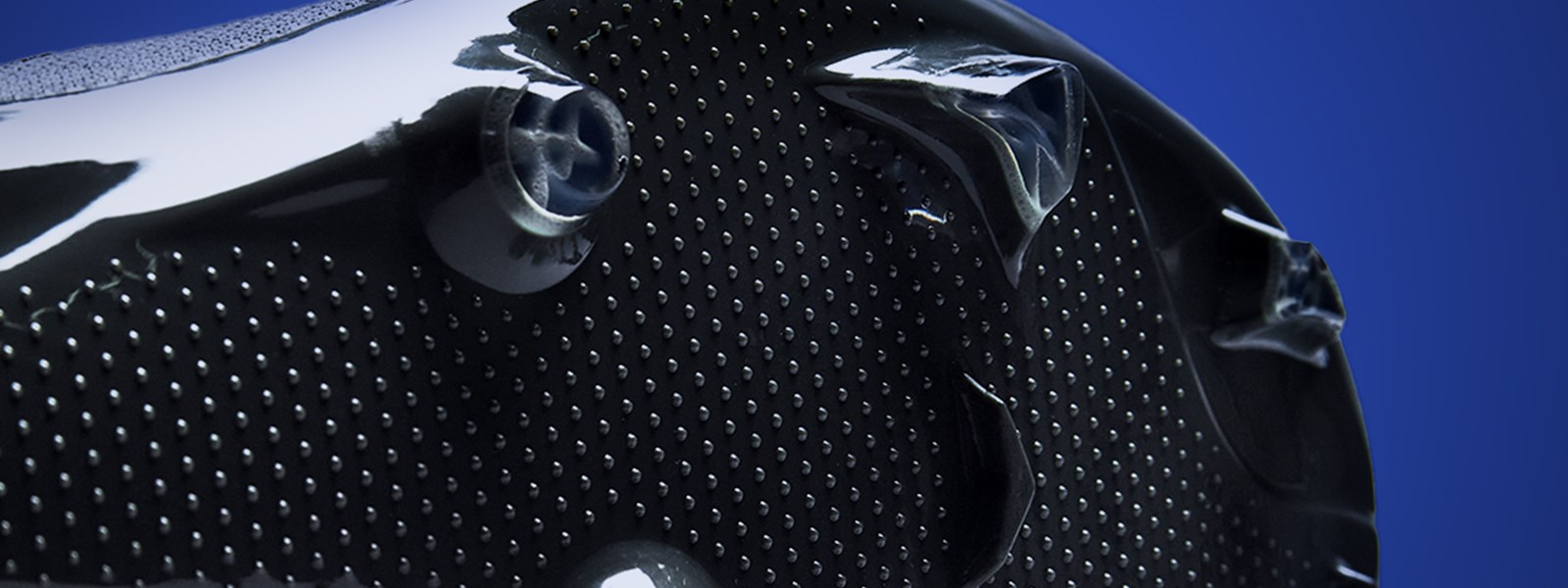 velocita-pro-urban-chic-high-rise-black-pebax-outsole-shot