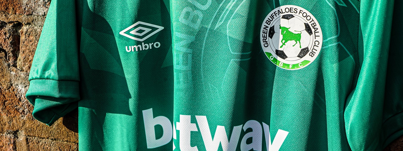 green-buffaloes-home-jersey-close-up