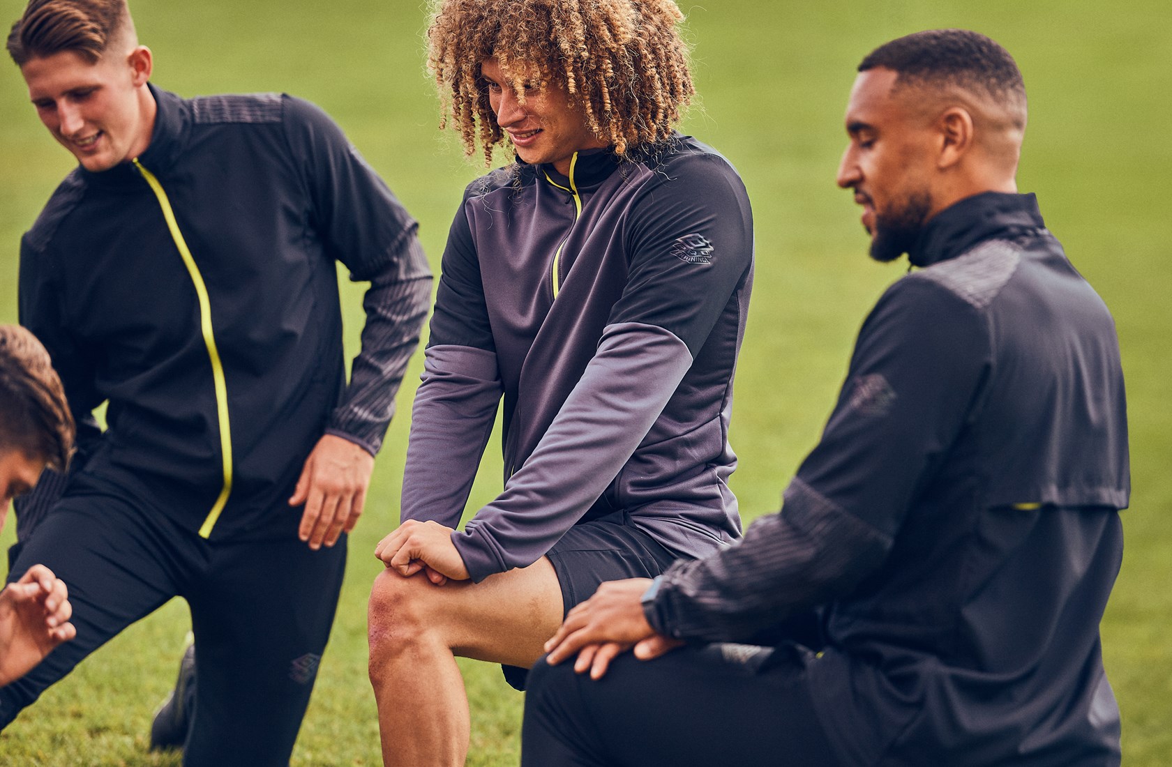 umbro-its-a-training-thing-football-players-warming-up