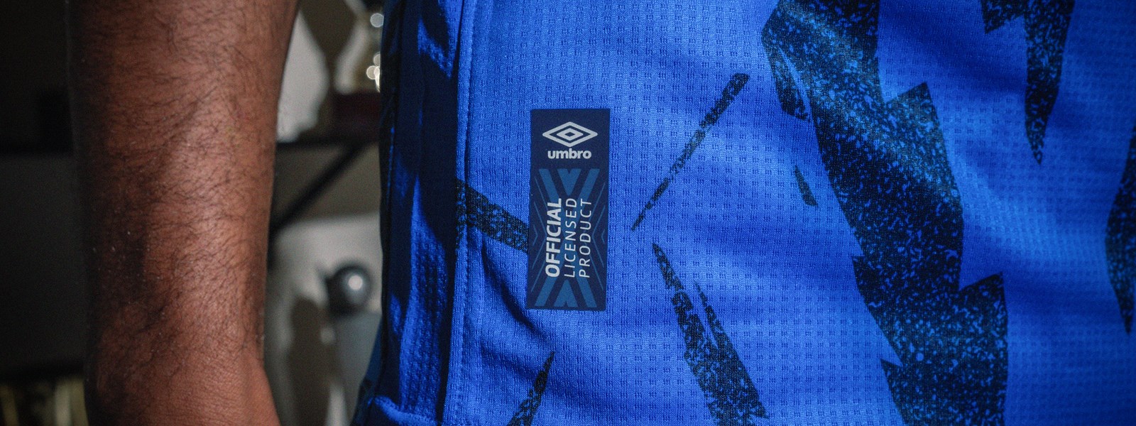 umbro-el-salvador-23-24-home-kit-official-licensed-product-tag