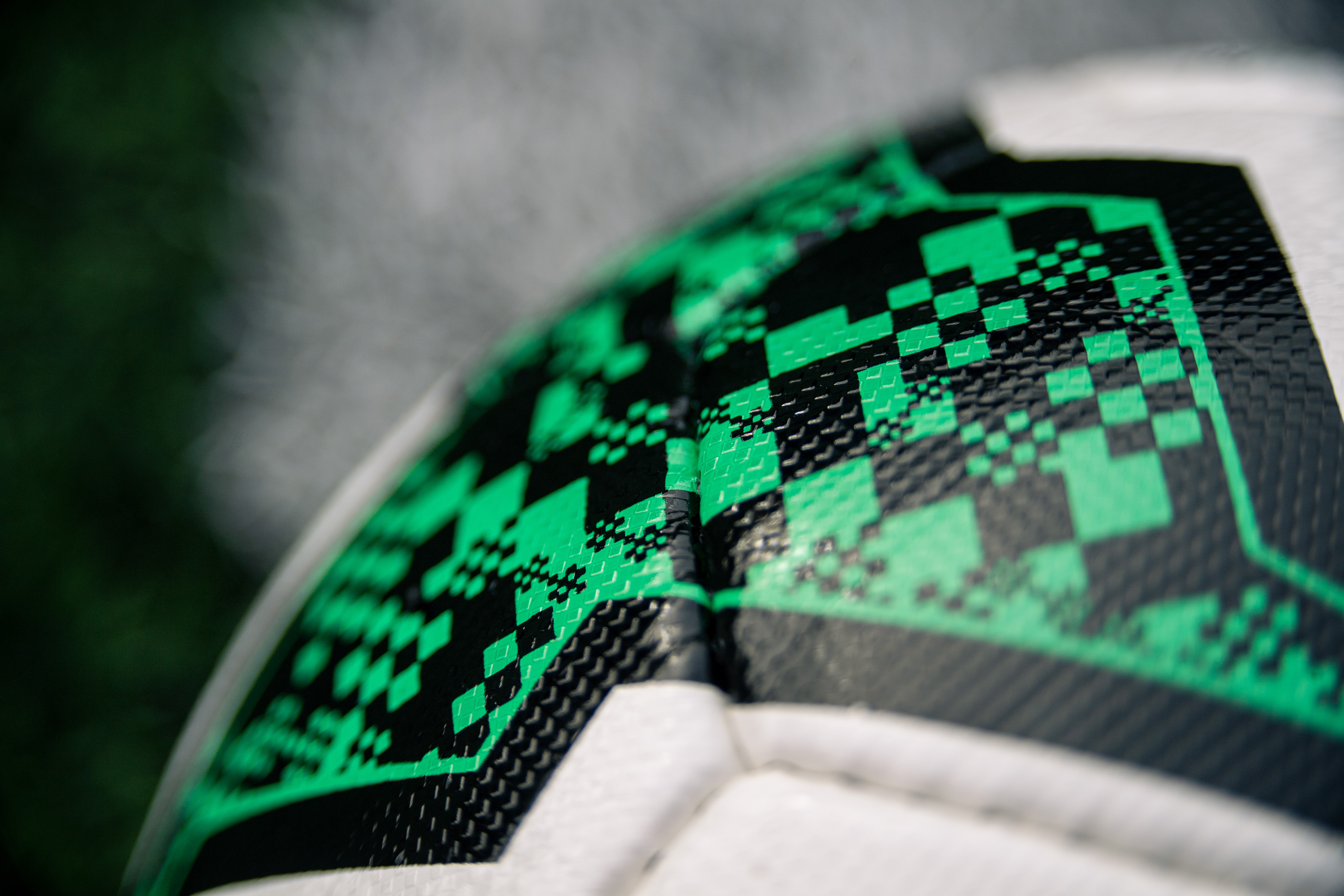 umbro-neo-eco-football-water-based-ink-graphics