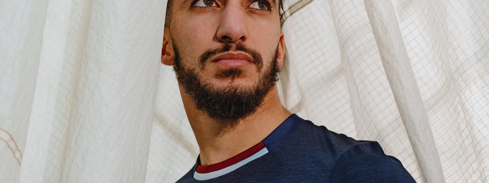 west-ham-united-21-22-third-kit-said-benrahama-shot
