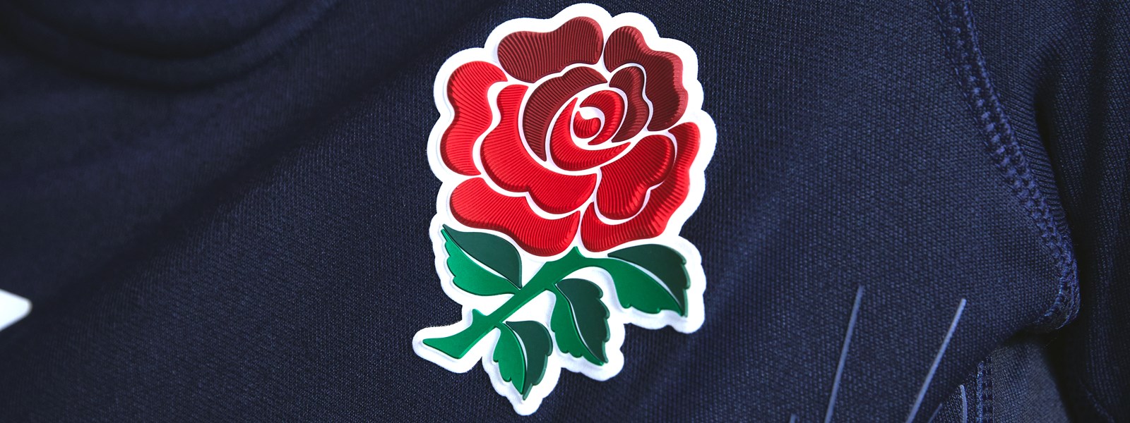 umbro-england-red-roses-23-24-alternate-kit-rose-crest