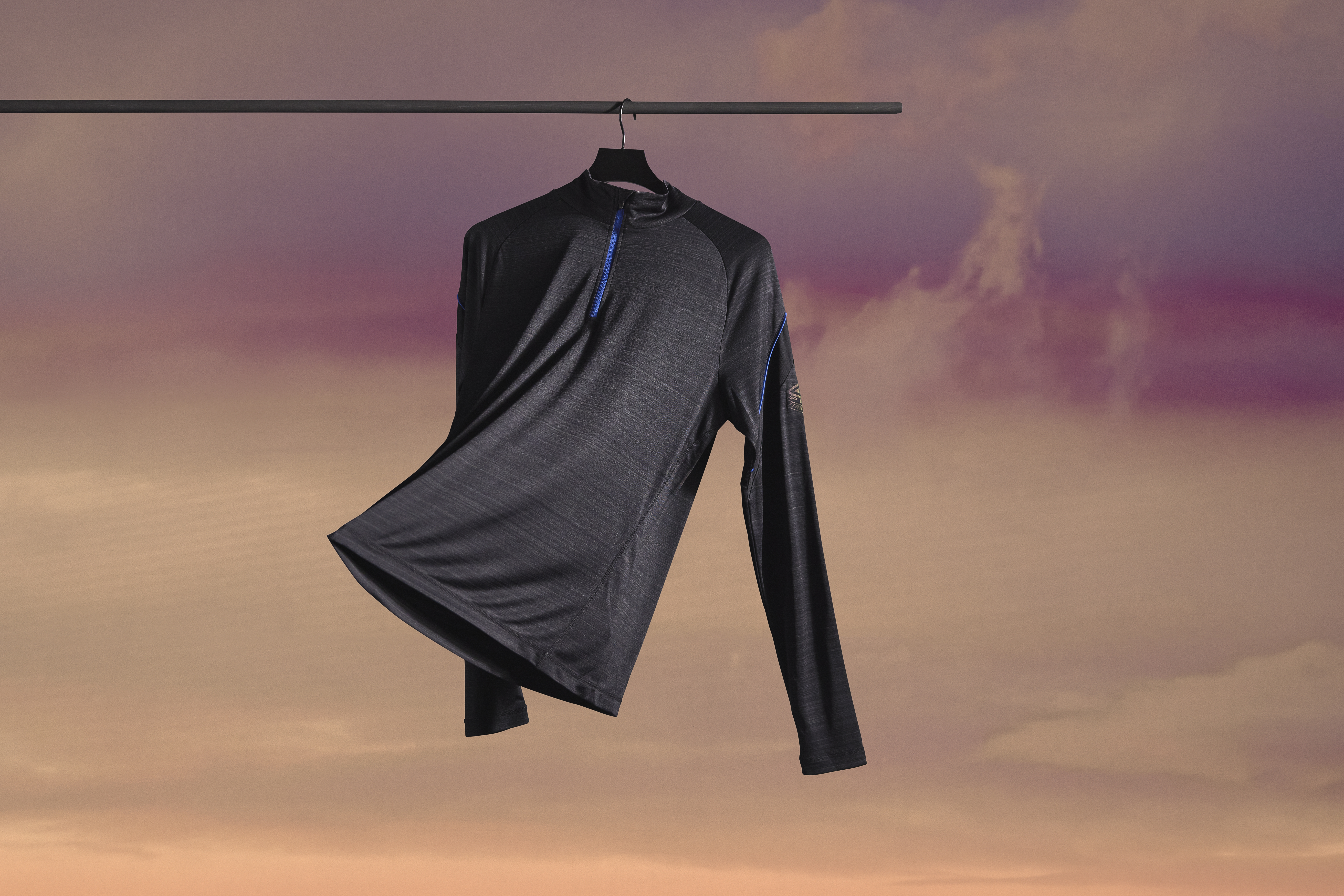 umbro-pro-training-mens-black-half-zip-top