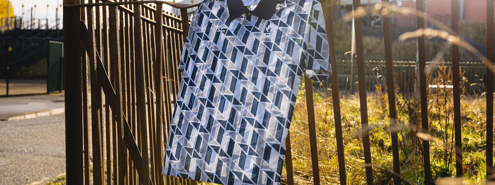 Hanon-umbro-silver-city-jersey