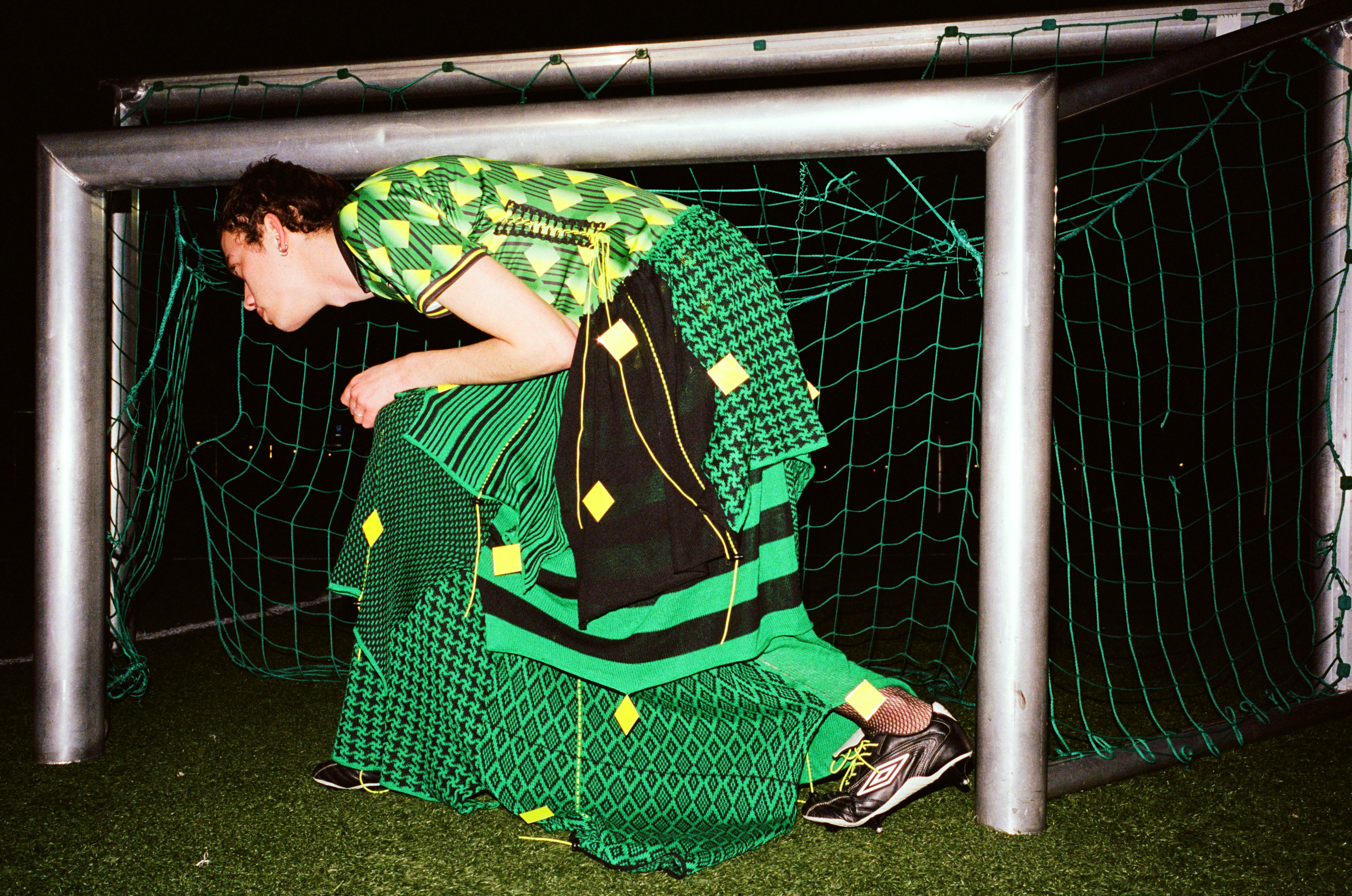 umbro-make-new-nouveau-nova-male-model-close-up-of-gown