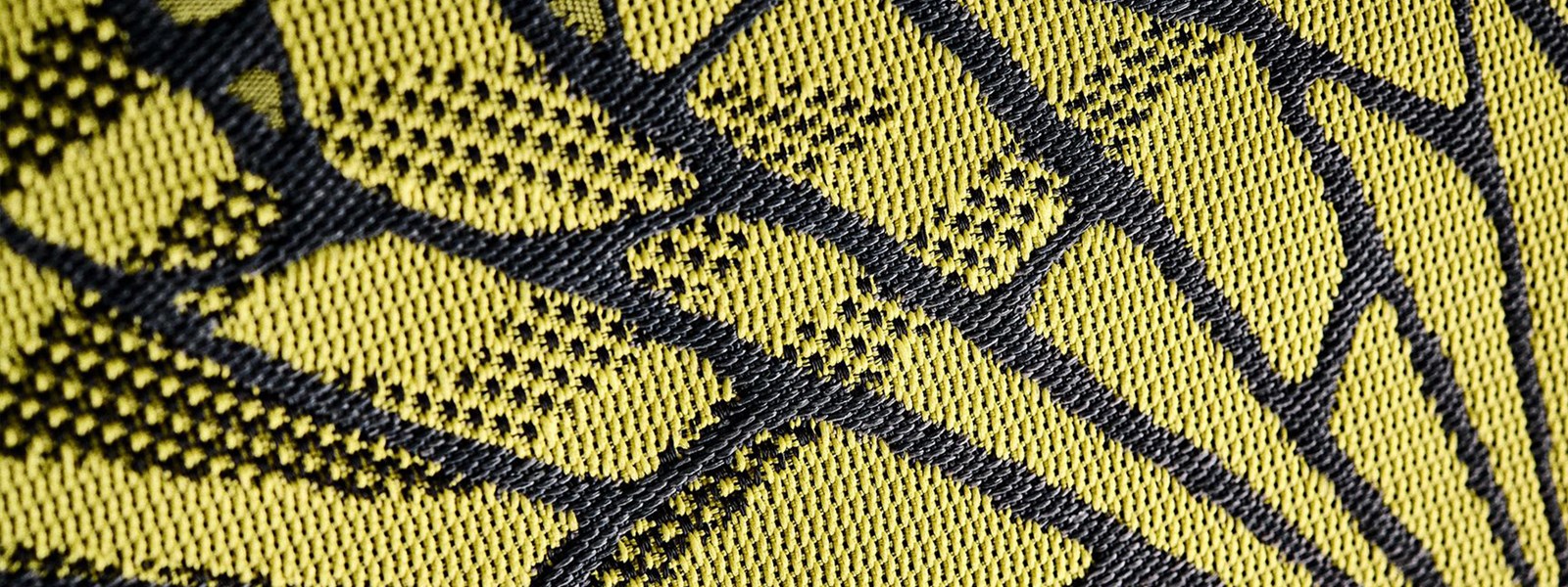 umbro-pro-weave-web-banner