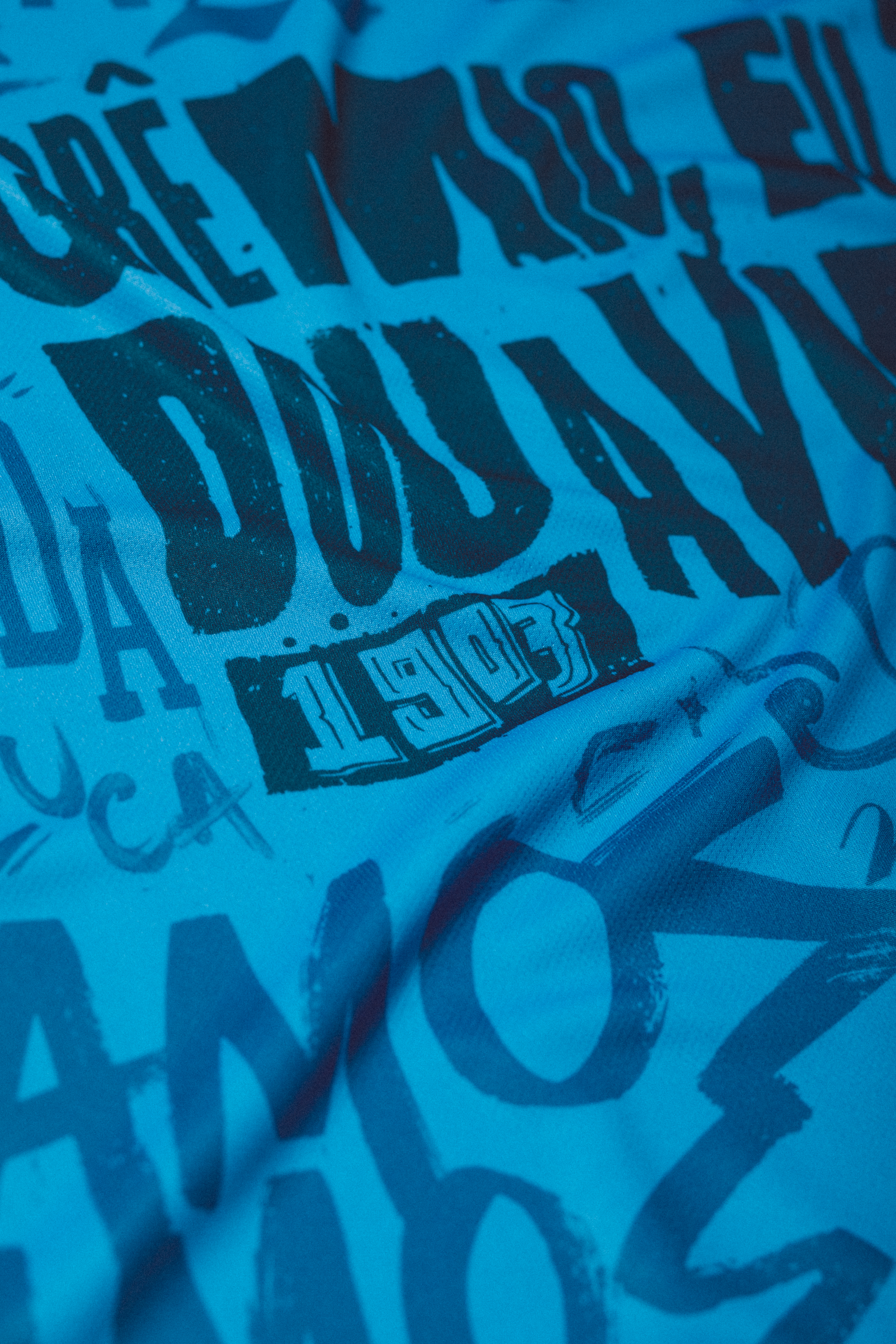 umbro-gremio-every-team-has-one-jersey-artwork-close-up-2