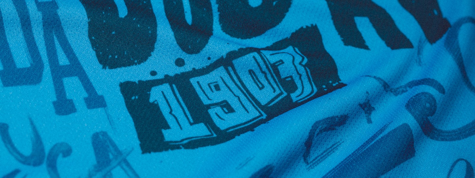 umbro-gremio-every-team-has-one-jersey-artwork-close-up-2