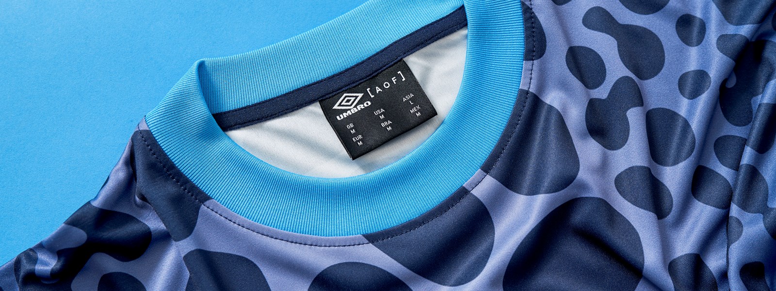 umbro-aof-x-umbro-frog-jersey-flat-3