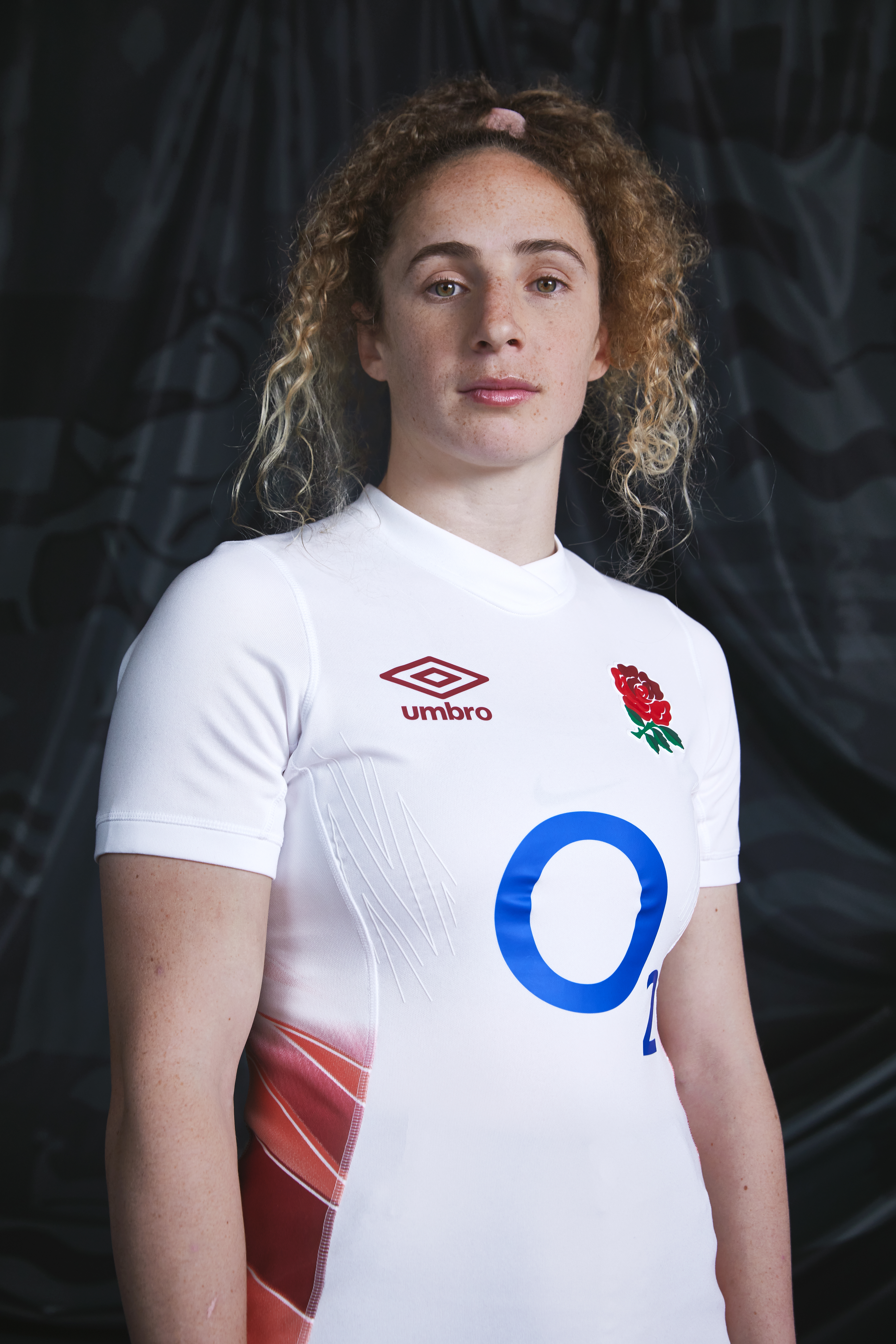 umbro-england-red-roses-23-24-home-kit-chest-details