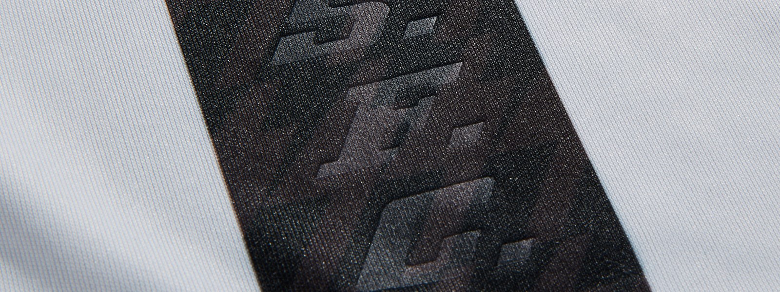 santos-21-22-home-kit-graphic-detail-shot