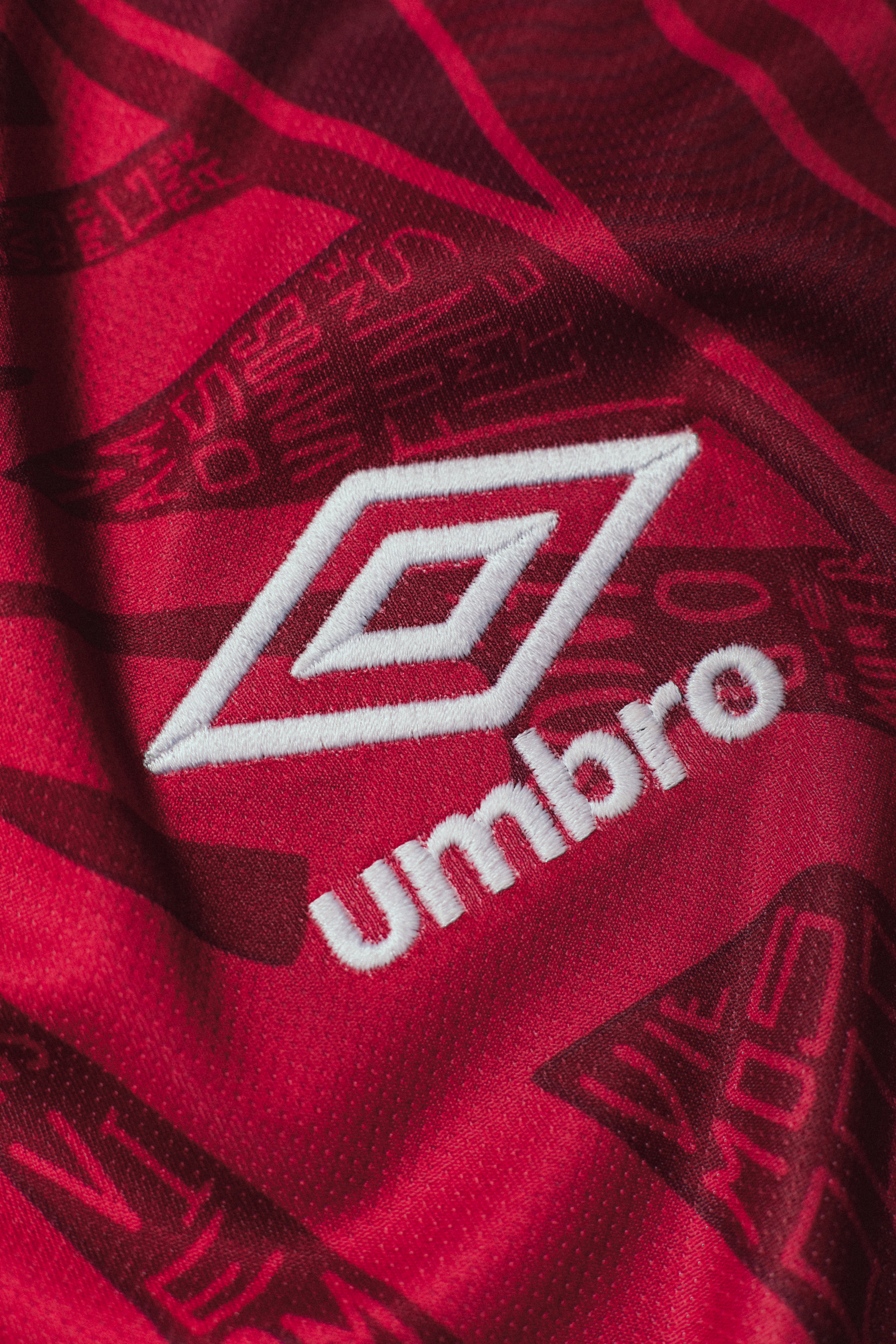 umbro-fluminense-every-team-has-one-umbro-logo-shot