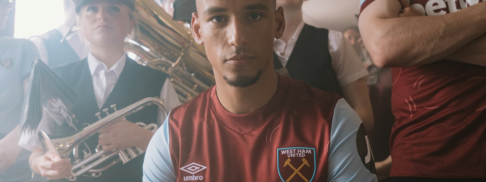 umbro-west-ham-23-24-home-kit-thilo-kehrer